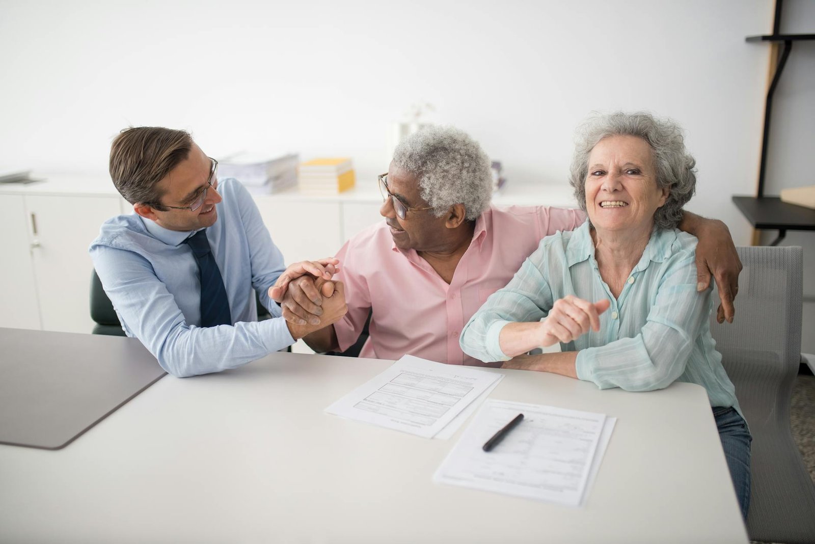 Navigating Life Insurance: A Comprehensive Guide for Over 50s in the UK